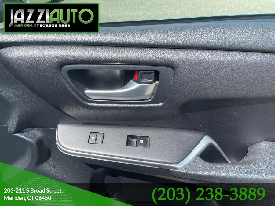 Used Toyota Camry SE Auto (Natl) 2017 | Jazzi Auto Sales LLC. Meriden, Connecticut Used Toyota Camry SE Auto (Natl) 2017 | Jazzi Auto Sales LLC. Meriden, Connecticut