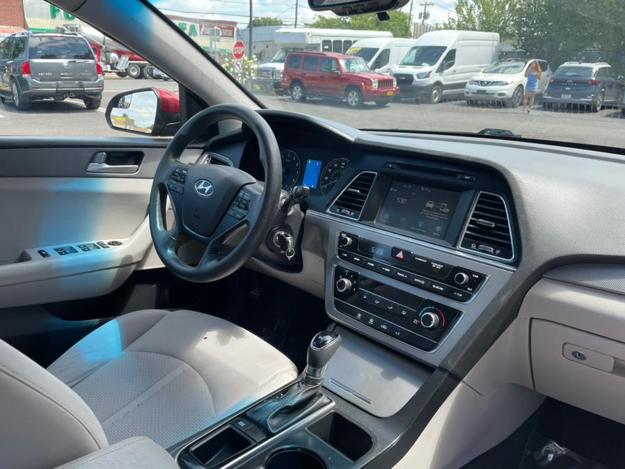 2016 Hyundai Sonata SE. LOW MILES!, available for sale in Rosedale, New York | Sunrise Auto Sales. Rosedale, New York 2016 Hyundai Sonata SE. LOW MILES!, available for sale in Rosedale, New York | Sunrise Auto Sales. Rosedale, New York