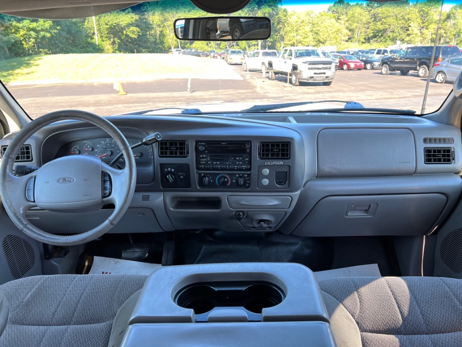 Used Ford Excursion 137" WB XLT 4WD 2001 | Marsh Auto Sales LLC. Ortonville, Michigan Used Ford Excursion 137" WB XLT 4WD 2001 | Marsh Auto Sales LLC. Ortonville, Michigan