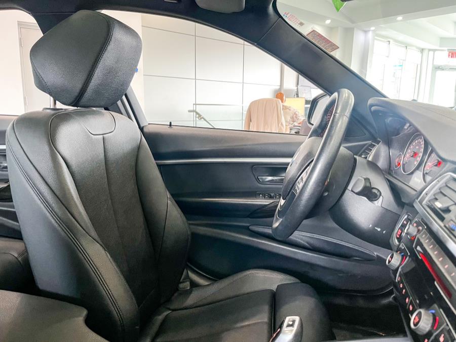 Used BMW 3 Series 330i xDrive Sedan 2018 | Luxury Motor Club. Franklin Square, New York Used BMW 3 Series 330i xDrive Sedan 2018 | Luxury Motor Club. Franklin Square, New York