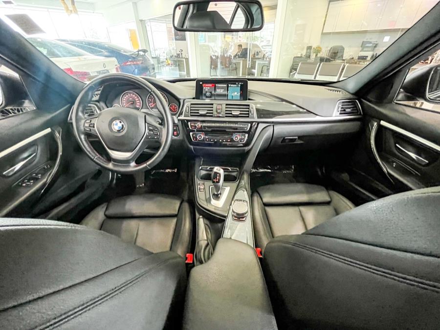 Used BMW 3 Series 330i xDrive Sedan 2018 | Luxury Motor Club. Franklin Square, New York Used BMW 3 Series 330i xDrive Sedan 2018 | Luxury Motor Club. Franklin Square, New York