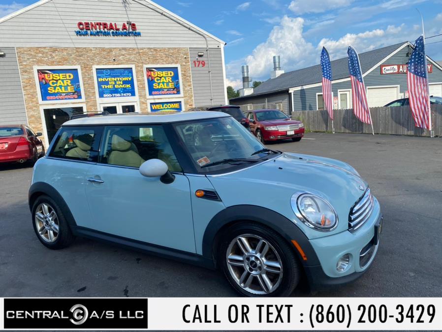 2013 MINI Cooper Hardtop 2dr Cpe, available for sale in East Windsor, Connecticut | Central A/S LLC. East Windsor, Connecticut