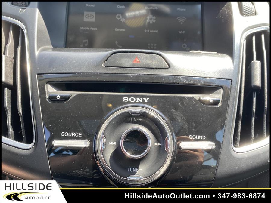Used Ford Focus SEL 2017 | Hillside Auto Outlet. Jamaica, New York Used Ford Focus SEL 2017 | Hillside Auto Outlet. Jamaica, New York