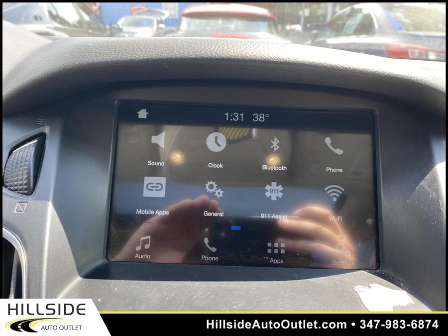 Used Ford Focus SEL 2017 | Hillside Auto Outlet. Jamaica, New York Used Ford Focus SEL 2017 | Hillside Auto Outlet. Jamaica, New York