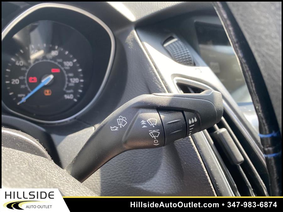 Used Ford Focus SEL 2017 | Hillside Auto Outlet. Jamaica, New York Used Ford Focus SEL 2017 | Hillside Auto Outlet. Jamaica, New York