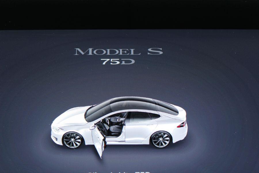 Used Tesla Model s 75D Sedan 4D 2017 | Ideal Motors. Costa Mesa, California Used Tesla Model s 75D Sedan 4D 2017 | Ideal Motors. Costa Mesa, California