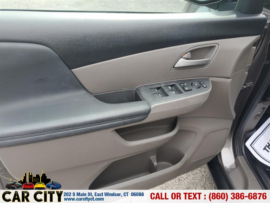 2013 Honda Odyssey 5dr EX-L w/Navi, available for sale in East Windsor, Connecticut | Car City LLC. East Windsor, Connecticut 2013 Honda Odyssey 5dr EX-L w/Navi, available for sale in East Windsor, Connecticut | Car City LLC. East Windsor, Connecticut