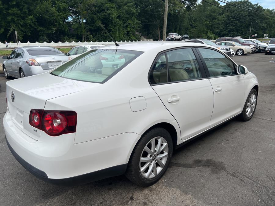 Used Volkswagen Jetta Sedan 4dr Auto Limited PZEV 2010 | Ful-line Auto LLC. South Windsor , Connecticut