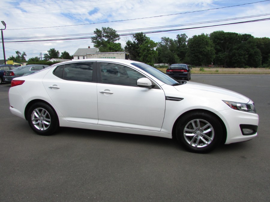 Used Kia Optima 4dr Sdn LX 2013 | United Auto Sales of E Windsor, Inc. East Windsor, Connecticut Used Kia Optima 4dr Sdn LX 2013 | United Auto Sales of E Windsor, Inc. East Windsor, Connecticut