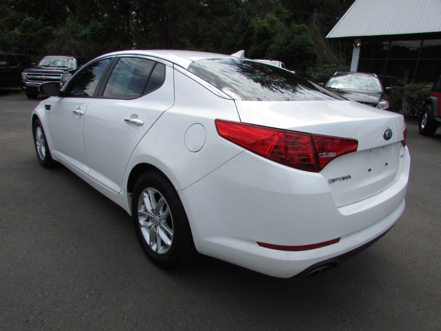 Used Kia Optima 4dr Sdn LX 2013 | United Auto Sales of E Windsor, Inc. East Windsor, Connecticut Used Kia Optima 4dr Sdn LX 2013 | United Auto Sales of E Windsor, Inc. East Windsor, Connecticut