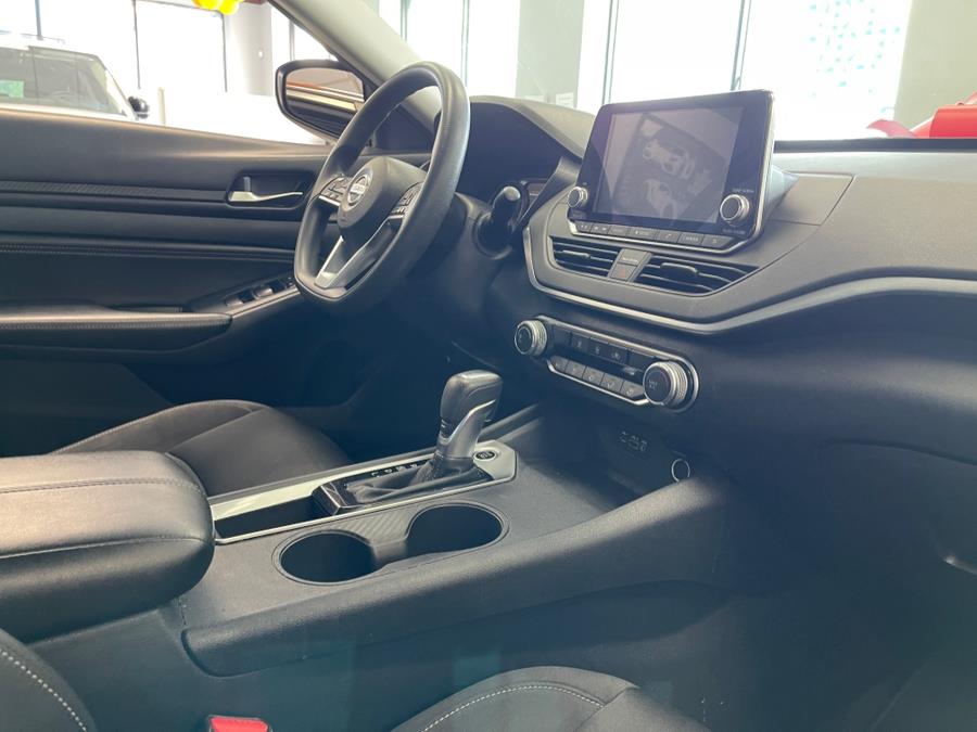 2019 Nissan Altima 2.5 S Sedan, available for sale in Inwood, New York | 5 Towns Drive. Inwood, New York 2019 Nissan Altima 2.5 S Sedan, available for sale in Inwood, New York | 5 Towns Drive. Inwood, New York