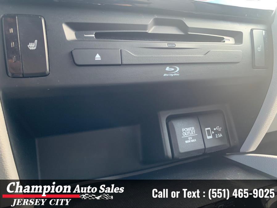 2019 Honda Pilot Touring 7-Passenger AWD, available for sale in Jersey City, New Jersey | Champion Auto Sales. Jersey City, New Jersey 2019 Honda Pilot Touring 7-Passenger AWD, available for sale in Jersey City, New Jersey | Champion Auto Sales. Jersey City, New Jersey