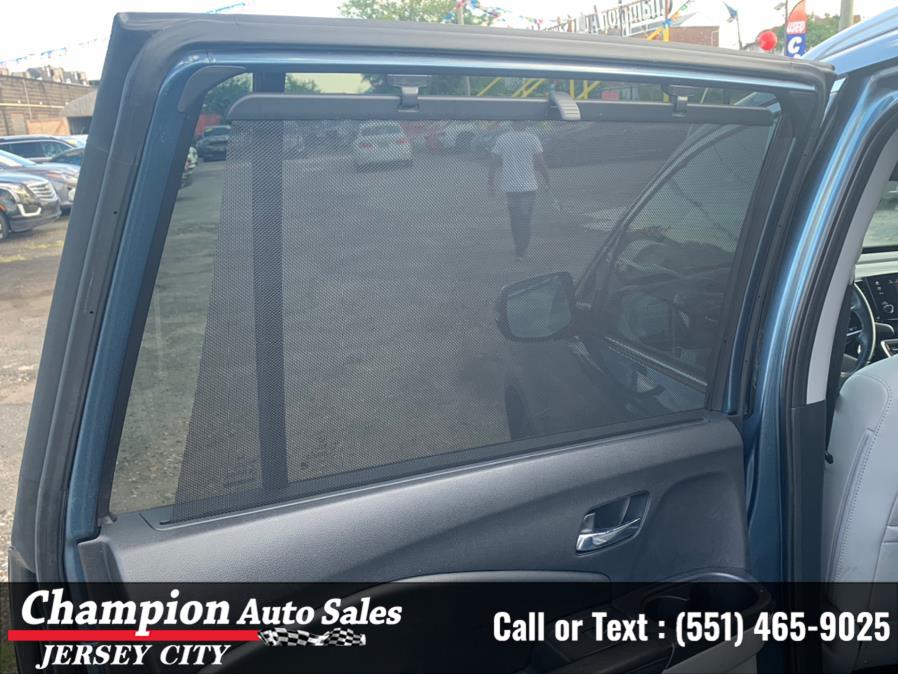 2019 Honda Pilot Touring 7-Passenger AWD, available for sale in Jersey City, New Jersey | Champion Auto Sales. Jersey City, New Jersey 2019 Honda Pilot Touring 7-Passenger AWD, available for sale in Jersey City, New Jersey | Champion Auto Sales. Jersey City, New Jersey