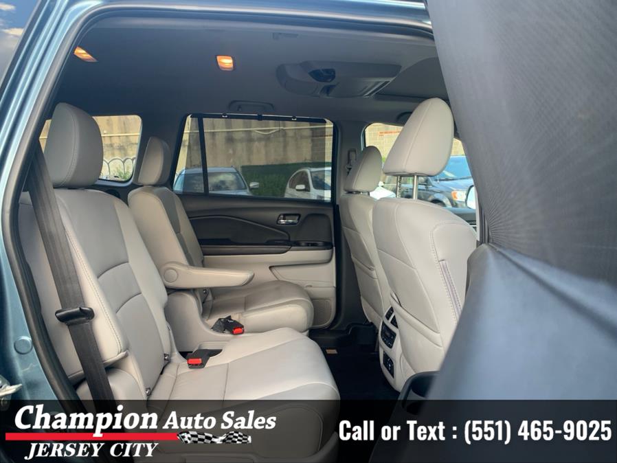 2019 Honda Pilot Touring 7-Passenger AWD, available for sale in Jersey City, New Jersey | Champion Auto Sales. Jersey City, New Jersey 2019 Honda Pilot Touring 7-Passenger AWD, available for sale in Jersey City, New Jersey | Champion Auto Sales. Jersey City, New Jersey