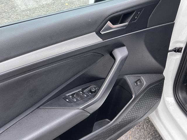 Used Volkswagen Jetta S 2019 | NY Luxury Motors. Elmont, New York Used Volkswagen Jetta S 2019 | NY Luxury Motors. Elmont, New York