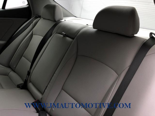 Used Kia Optima 4dr Sdn EX 2015 | J&M Automotive Sls&Svc LLC. Naugatuck, Connecticut Used Kia Optima 4dr Sdn EX 2015 | J&M Automotive Sls&Svc LLC. Naugatuck, Connecticut