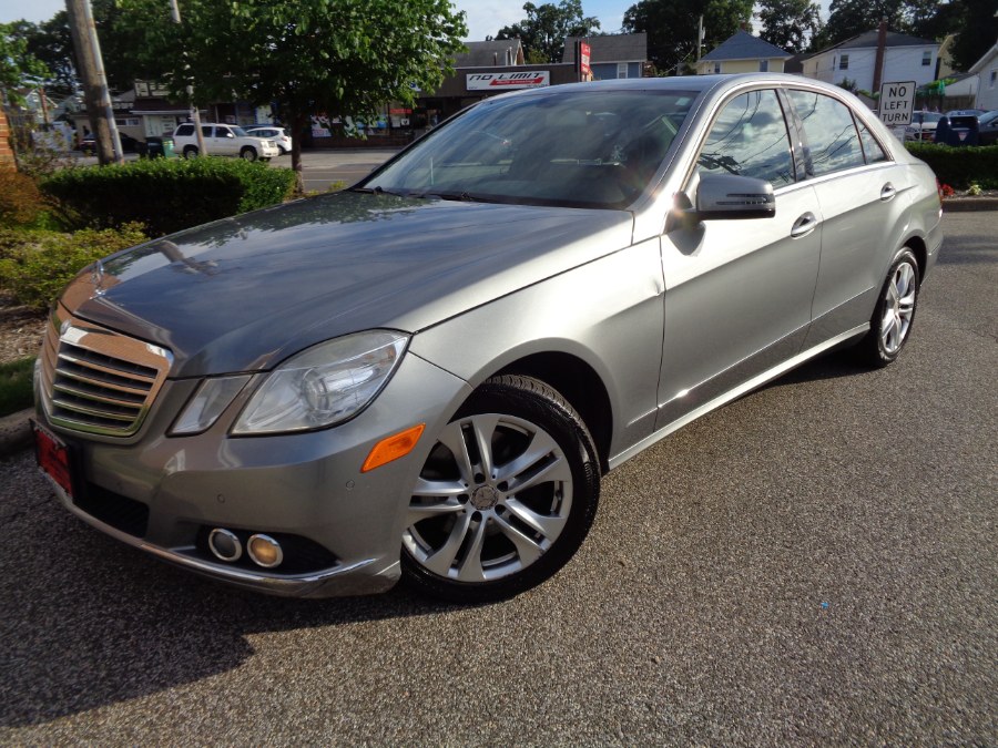 Used Mercedes-Benz E-Class 4dr Sdn E350 Luxury 4MATIC 2010 | NY Auto Traders. Valley Stream, New York