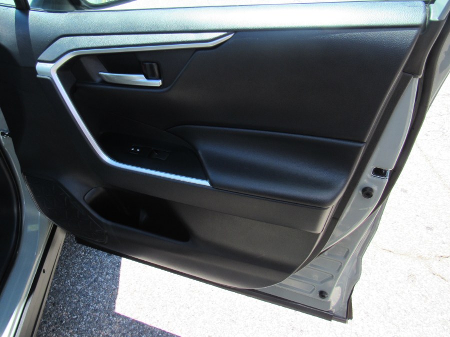 2020 Toyota RAV4 XLE, available for sale in Worcester, Massachusetts | Hilario's Auto Sales Inc.. Worcester, Massachusetts 2020 Toyota RAV4 XLE, available for sale in Worcester, Massachusetts | Hilario's Auto Sales Inc.. Worcester, Massachusetts