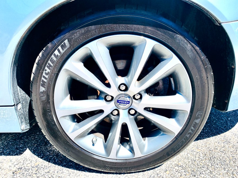 2009 Volvo C70 2dr Conv Auto, available for sale in Manchester, New Hampshire | Second Street Auto Sales Inc. Manchester, New Hampshire 2009 Volvo C70 2dr Conv Auto, available for sale in Manchester, New Hampshire | Second Street Auto Sales Inc. Manchester, New Hampshire
