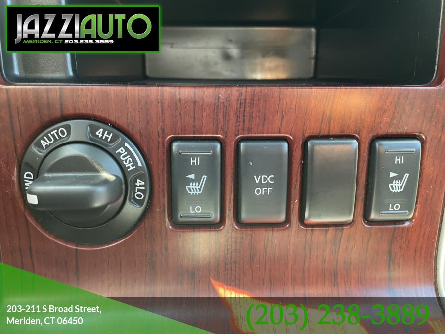 Used Nissan Pathfinder 4WD 4dr V6 Silver 2011 | Jazzi Auto Sales LLC. Meriden, Connecticut Used Nissan Pathfinder 4WD 4dr V6 Silver 2011 | Jazzi Auto Sales LLC. Meriden, Connecticut