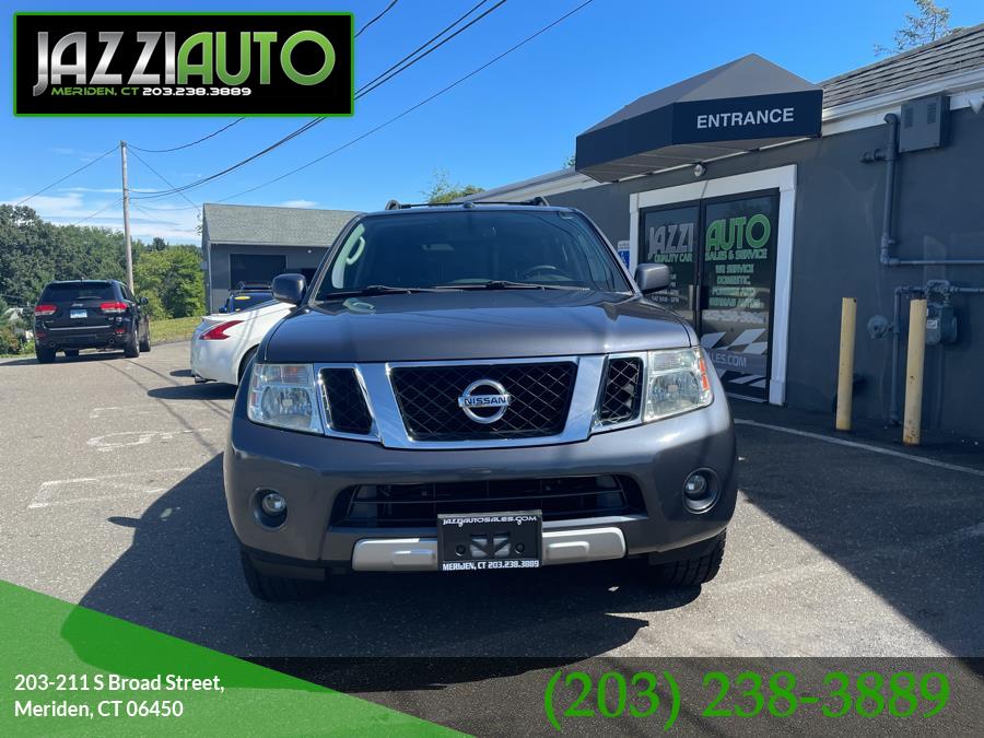 Used Nissan Pathfinder 4WD 4dr V6 Silver 2011 | Jazzi Auto Sales LLC. Meriden, Connecticut Used Nissan Pathfinder 4WD 4dr V6 Silver 2011 | Jazzi Auto Sales LLC. Meriden, Connecticut