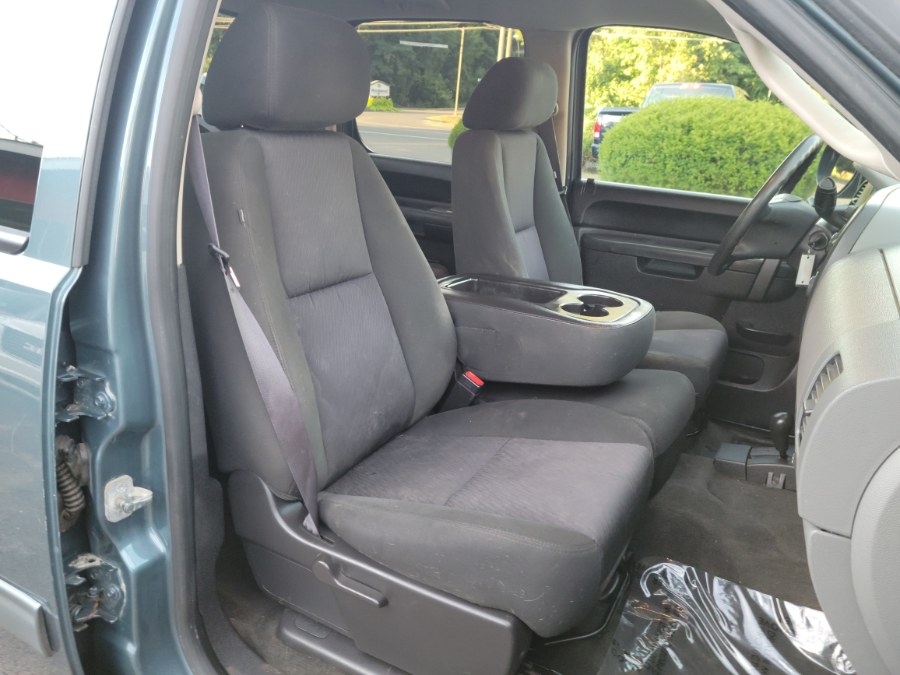 2012 GMC Sierra 1500 4WD Crew Cab 143.5" SL, available for sale in East Windsor, Connecticut | Toro Auto. East Windsor, Connecticut 2012 GMC Sierra 1500 4WD Crew Cab 143.5" SL, available for sale in East Windsor, Connecticut | Toro Auto. East Windsor, Connecticut
