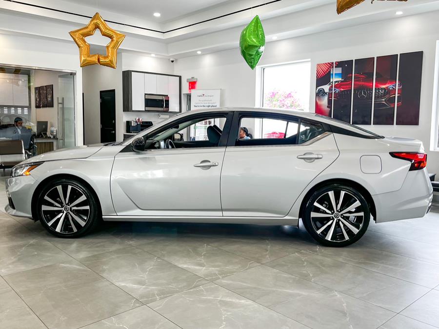 Used Nissan Altima 2.5 SR Sedan 2021 | Luxury Motor Club. Franklin Square, New York Used Nissan Altima 2.5 SR Sedan 2021 | Luxury Motor Club. Franklin Square, New York