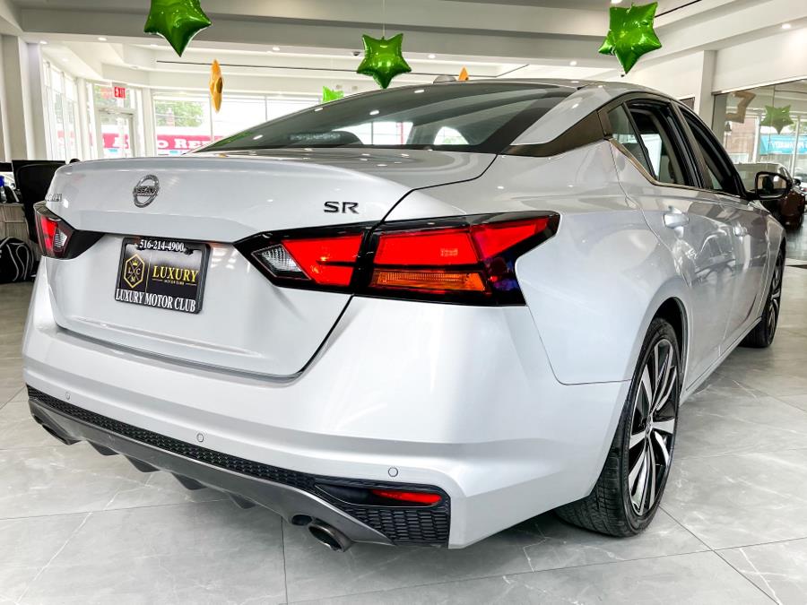Used Nissan Altima 2.5 SR Sedan 2021 | Luxury Motor Club. Franklin Square, New York Used Nissan Altima 2.5 SR Sedan 2021 | Luxury Motor Club. Franklin Square, New York