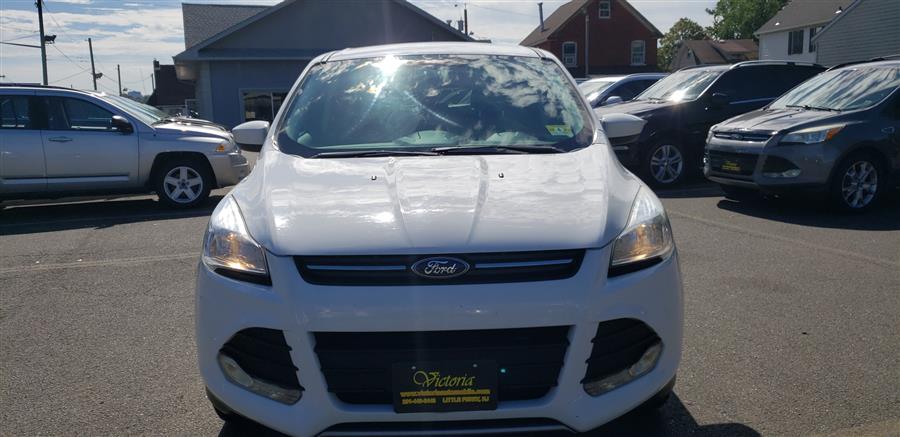 2016 Ford Escape FWD 4dr SE, available for sale in Little Ferry, New Jersey | Victoria Preowned Autos Inc. Little Ferry, New Jersey