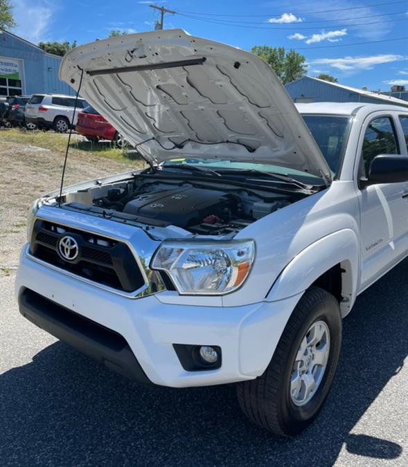 Used Toyota Tacoma 4WD Double Cab V6 AT 2014 | New Beginning Auto Service Inc . Ashland , Massachusetts Used Toyota Tacoma 4WD Double Cab V6 AT 2014 | New Beginning Auto Service Inc . Ashland , Massachusetts