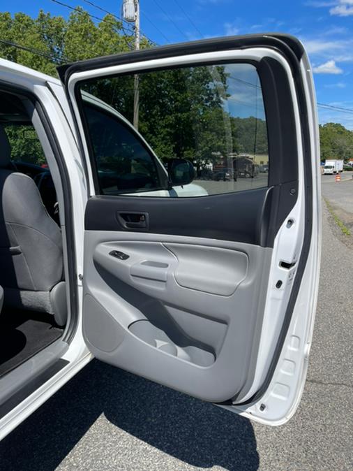 Used Toyota Tacoma 4WD Double Cab V6 AT 2014 | New Beginning Auto Service Inc . Ashland , Massachusetts Used Toyota Tacoma 4WD Double Cab V6 AT 2014 | New Beginning Auto Service Inc . Ashland , Massachusetts