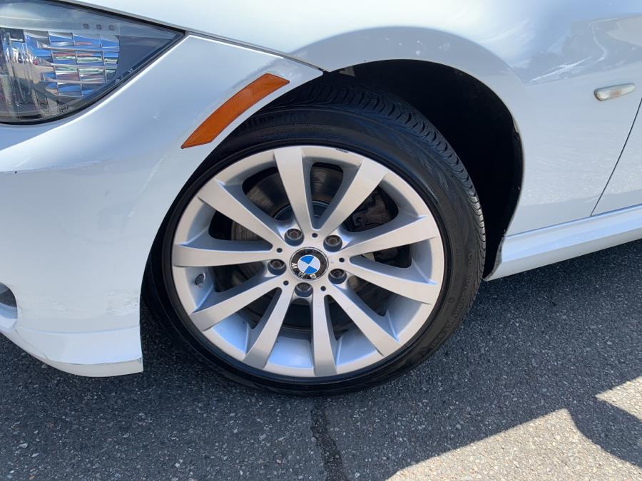 2011 BMW 3 Series 4dr Sports Wgn 328i xDrive AWD, available for sale in Springfield, Massachusetts | Absolute Motors Inc. Springfield, Massachusetts 2011 BMW 3 Series 4dr Sports Wgn 328i xDrive AWD, available for sale in Springfield, Massachusetts | Absolute Motors Inc. Springfield, Massachusetts