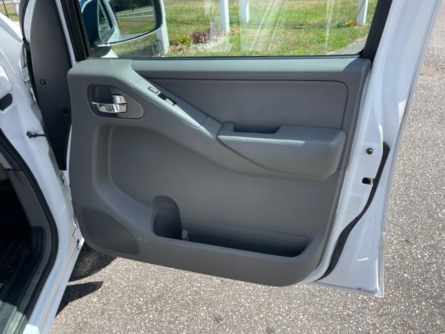 Used Nissan Frontier 4WD Crew Cab SWB Auto SV 2012 | Mike And Tony Auto Sales, Inc. South Windsor, Connecticut Used Nissan Frontier 4WD Crew Cab SWB Auto SV 2012 | Mike And Tony Auto Sales, Inc. South Windsor, Connecticut
