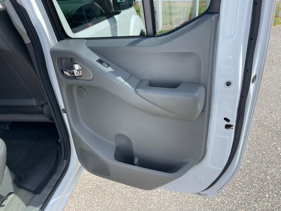 Used Nissan Frontier 4WD Crew Cab SWB Auto SV 2012 | Mike And Tony Auto Sales, Inc. South Windsor, Connecticut Used Nissan Frontier 4WD Crew Cab SWB Auto SV 2012 | Mike And Tony Auto Sales, Inc. South Windsor, Connecticut