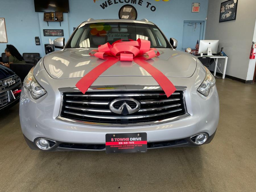 Used INFINITI QX70 AWD 4dr 2016 | 5 Towns Drive. Inwood, New York Used INFINITI QX70 AWD 4dr 2016 | 5 Towns Drive. Inwood, New York