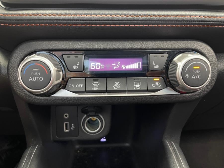 2019 Nissan Kicks SR FWD, available for sale in Inwood, New York | 5 Towns Drive. Inwood, New York 2019 Nissan Kicks SR FWD, available for sale in Inwood, New York | 5 Towns Drive. Inwood, New York
