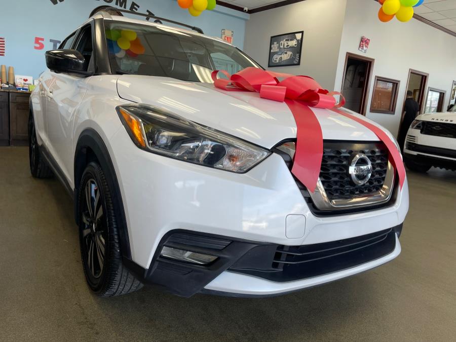 2019 Nissan Kicks SR FWD, available for sale in Inwood, New York | 5 Towns Drive. Inwood, New York 2019 Nissan Kicks SR FWD, available for sale in Inwood, New York | 5 Towns Drive. Inwood, New York