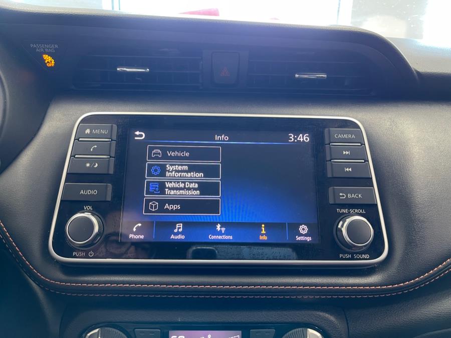 2019 Nissan Kicks SR FWD, available for sale in Inwood, New York | 5 Towns Drive. Inwood, New York 2019 Nissan Kicks SR FWD, available for sale in Inwood, New York | 5 Towns Drive. Inwood, New York