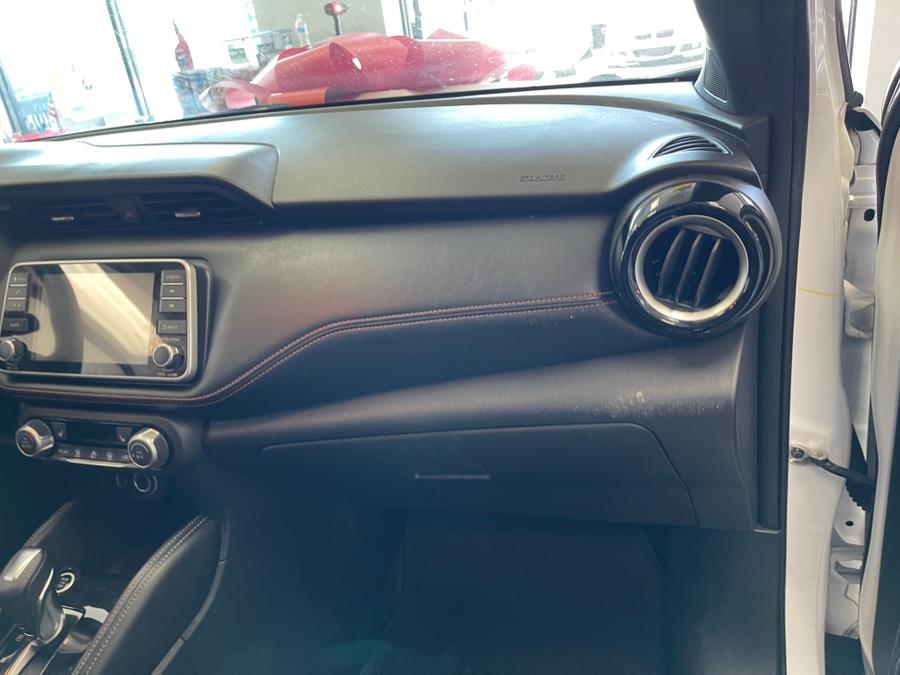 2019 Nissan Kicks SR FWD, available for sale in Inwood, New York | 5 Towns Drive. Inwood, New York 2019 Nissan Kicks SR FWD, available for sale in Inwood, New York | 5 Towns Drive. Inwood, New York