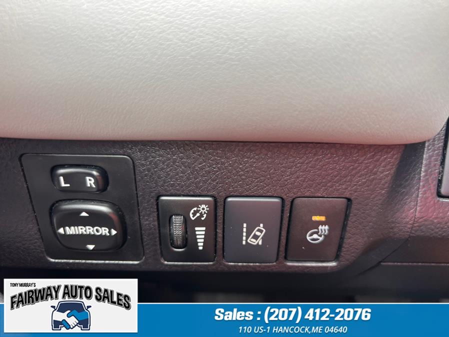 Used Toyota RAV4 PLATINUM Platinum AWD (Natl) 2017 | Fairway Auto Sales. Hancock, Maine Used Toyota RAV4 PLATINUM Platinum AWD (Natl) 2017 | Fairway Auto Sales. Hancock, Maine