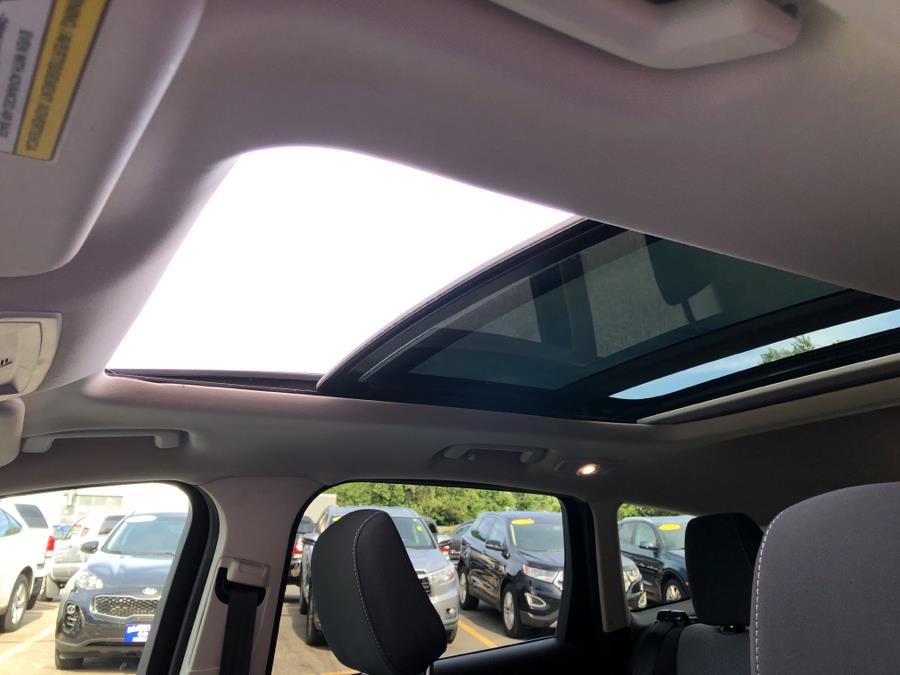 2018 Ford Escape SE 4WD, available for sale in Waterbury, Connecticut | National Auto Brokers, Inc.. Waterbury, Connecticut 2018 Ford Escape SE 4WD, available for sale in Waterbury, Connecticut | National Auto Brokers, Inc.. Waterbury, Connecticut
