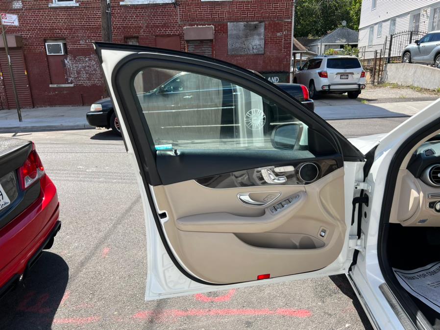 Used Mercedes-Benz C-Class C 300 4MATIC Sedan 2018 | Sunrise Autoland. Jamaica, New York Used Mercedes-Benz C-Class C 300 4MATIC Sedan 2018 | Sunrise Autoland. Jamaica, New York
