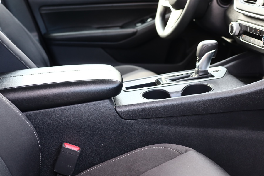 2020 Nissan Altima 2.5 S Sedan, available for sale in Jamaica, New York | Hillside Auto Mall Inc.. Jamaica, New York 2020 Nissan Altima 2.5 S Sedan, available for sale in Jamaica, New York | Hillside Auto Mall Inc.. Jamaica, New York