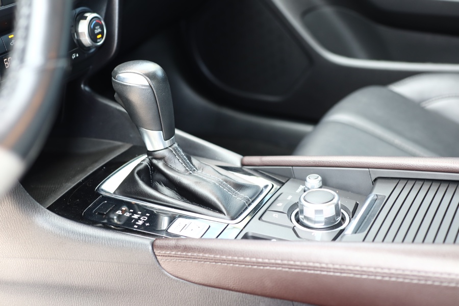 Used Mazda Mazda3 4-Door Touring Auto 2018 | Hillside Auto Mall Inc.. Jamaica, New York Used Mazda Mazda3 4-Door Touring Auto 2018 | Hillside Auto Mall Inc.. Jamaica, New York