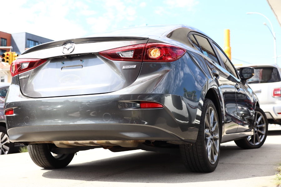 Used Mazda Mazda3 4-Door Touring Auto 2018 | Hillside Auto Mall Inc.. Jamaica, New York Used Mazda Mazda3 4-Door Touring Auto 2018 | Hillside Auto Mall Inc.. Jamaica, New York
