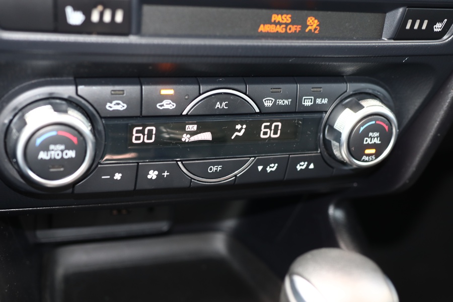 Used Mazda Mazda3 4-Door Touring Auto 2018 | Hillside Auto Mall Inc.. Jamaica, New York Used Mazda Mazda3 4-Door Touring Auto 2018 | Hillside Auto Mall Inc.. Jamaica, New York