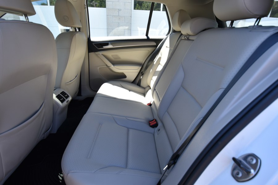 Used Volkswagen Golf 1.8T 4-Door SEL Auto 2017 | Highline Car Connection. Waterbury, Connecticut Used Volkswagen Golf 1.8T 4-Door SEL Auto 2017 | Highline Car Connection. Waterbury, Connecticut