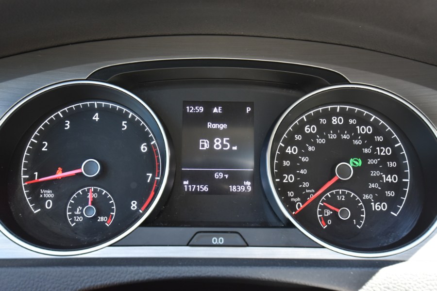 Used Volkswagen Golf 1.8T 4-Door SEL Auto 2017 | Highline Car Connection. Waterbury, Connecticut Used Volkswagen Golf 1.8T 4-Door SEL Auto 2017 | Highline Car Connection. Waterbury, Connecticut