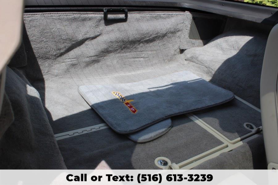 1980 Chevrolet Corvette L82 2 Door Coupe, available for sale in Great Neck, New York | Great Neck Car Buyers & Sellers. Great Neck, New York 1980 Chevrolet Corvette L82 2 Door Coupe, available for sale in Great Neck, New York | Great Neck Car Buyers & Sellers. Great Neck, New York