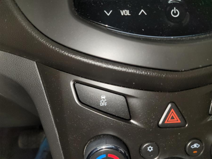 2015 Chevrolet Trax AWD 4dr LS w/1LS, available for sale in West Haven, Connecticut | Auto Fair Inc.. West Haven, Connecticut 2015 Chevrolet Trax AWD 4dr LS w/1LS, available for sale in West Haven, Connecticut | Auto Fair Inc.. West Haven, Connecticut